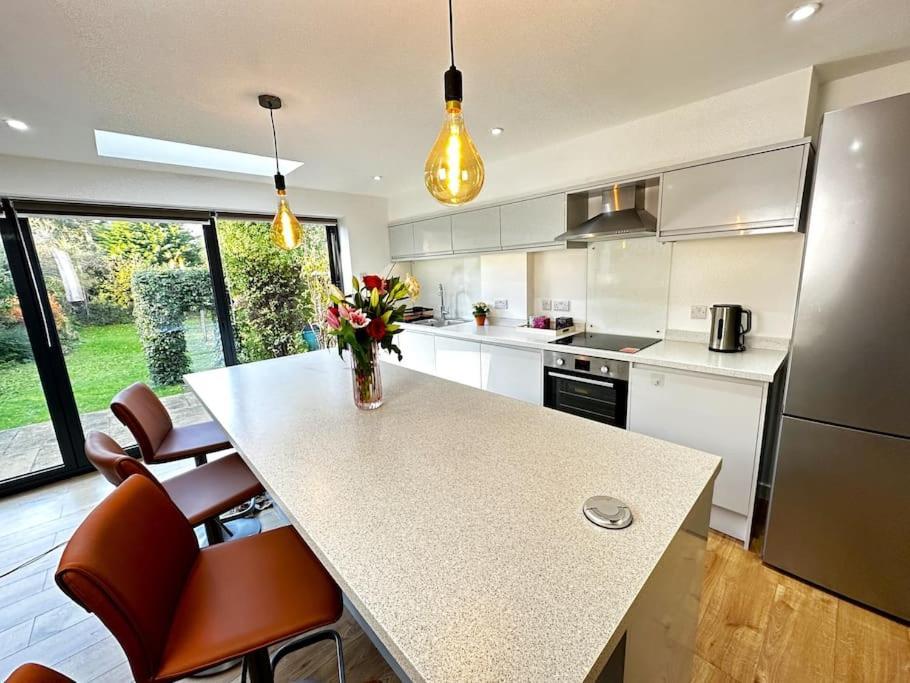Hutchcomb Villa, 4 Bed Luxury House,Oxford+Parking Buitenkant foto